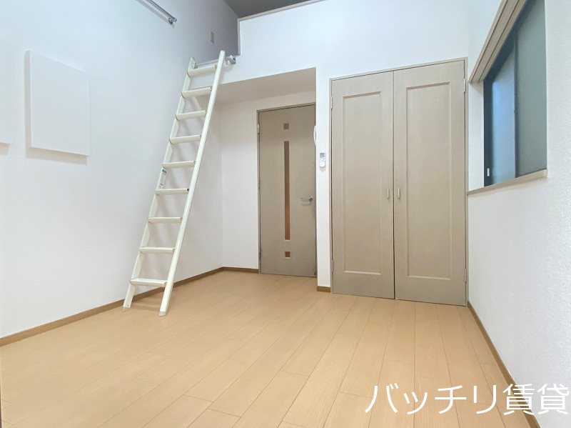居室・リビング　画像は別号室タイプの為、現状を優先致します。