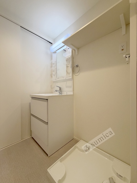 洗面設備　同施工の参考写真です