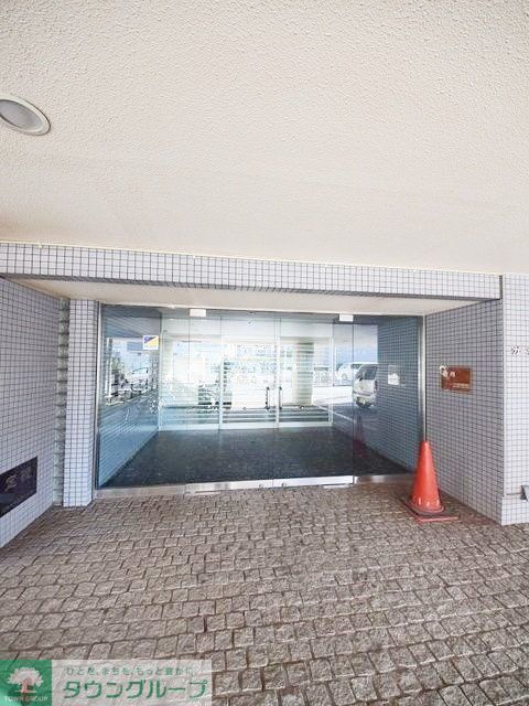 エントランス　お問合せはタウンハウジングまで！※現地待合わせ相談可能