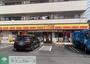 コンビニ　デイリーヤマザキ足立江北３丁目店（コンビニ）まで210m