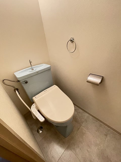 トイレ　清潔感のあるトイレです