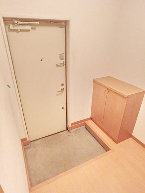 玄関　★広い玄関スペース★