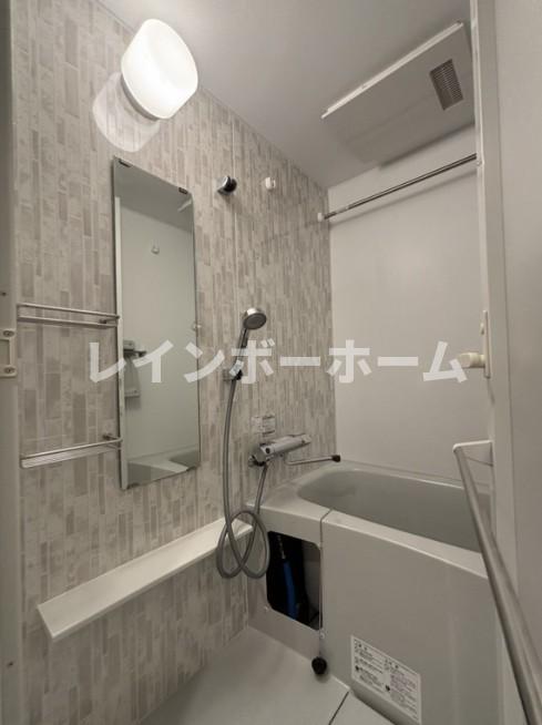 バス・シャワールーム　※同施工会社参考写真