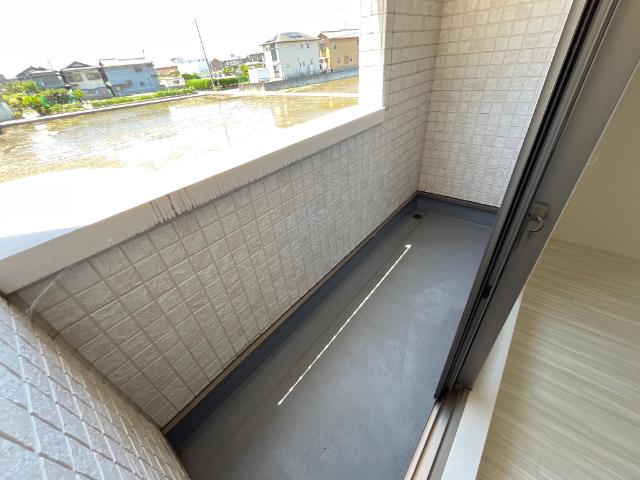 バルコニー　ベランダ