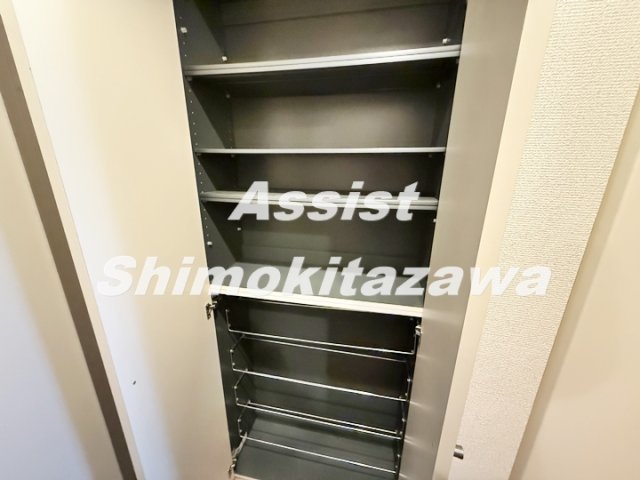玄関　※室内クリーニング中です