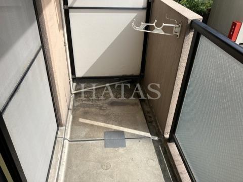 バルコニー　同物件別部屋です。