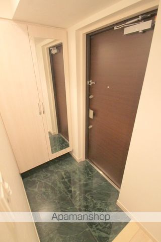 スプランディッド安土町の玄関写真