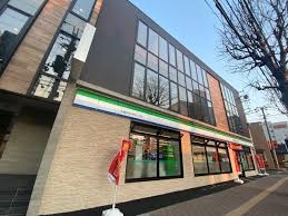 コンビニ　ファミリーマート札幌平岸3条8丁目店（コンビニ）まで250m
