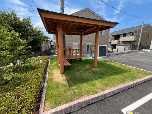 その他　東屋