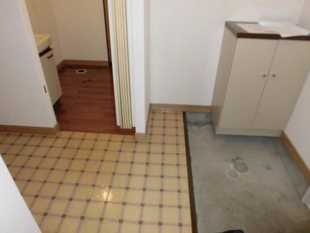 玄関　シューズボックス