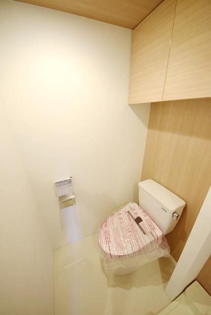 トイレ　★205号室同タイプのお部屋です★詳しくはスタッフまで♪