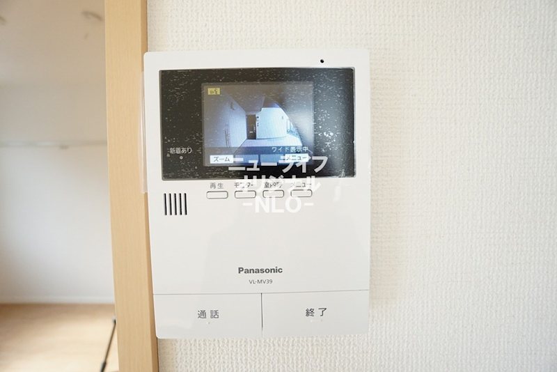 セキュリティ　事前に訪問者を目視してから対応できるTVモニターホン付☆