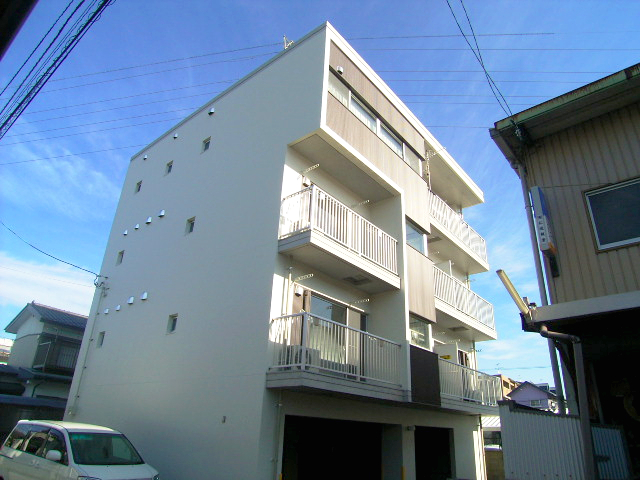 建物外観　2007年12月撮影