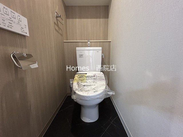 トイレ　別部屋参考写真