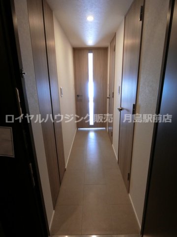 玄関　※別部屋参考写真