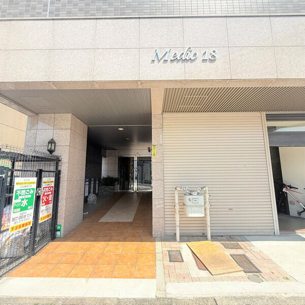 エントランス