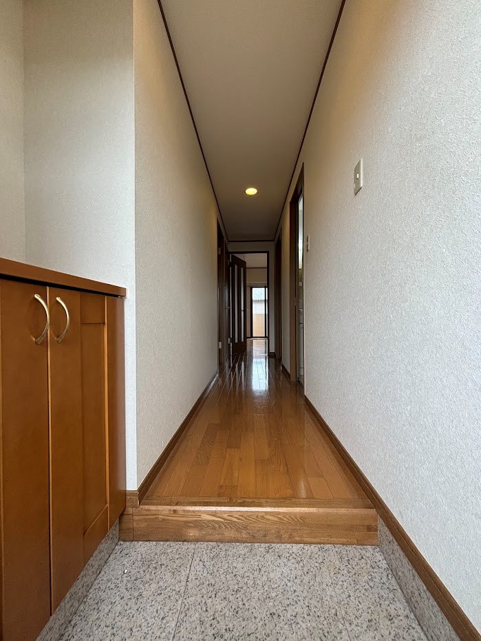玄関　※他部屋参照