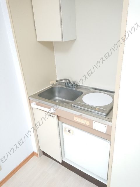 キッチン　別部屋の参考写真です