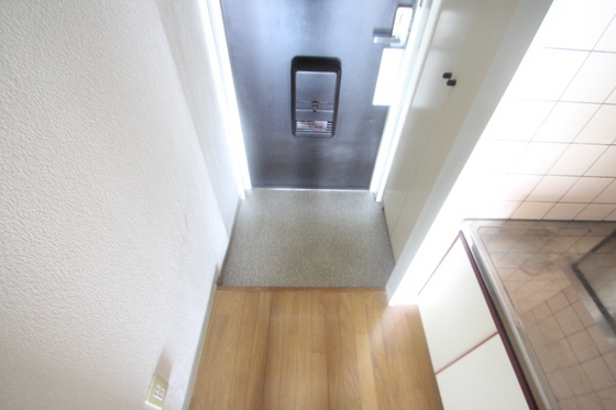 玄関　※別部屋の写真です