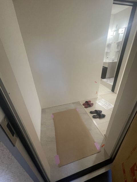 玄関　同一施工会社同一類似写真