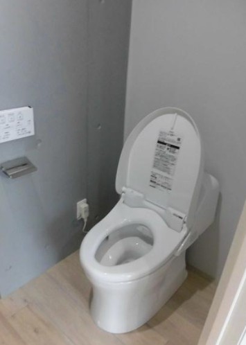 トイレ　※こちらの写真は他部屋参考写真です