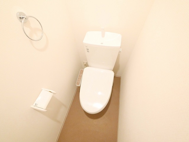 トイレ　清潔感のあるトイレです