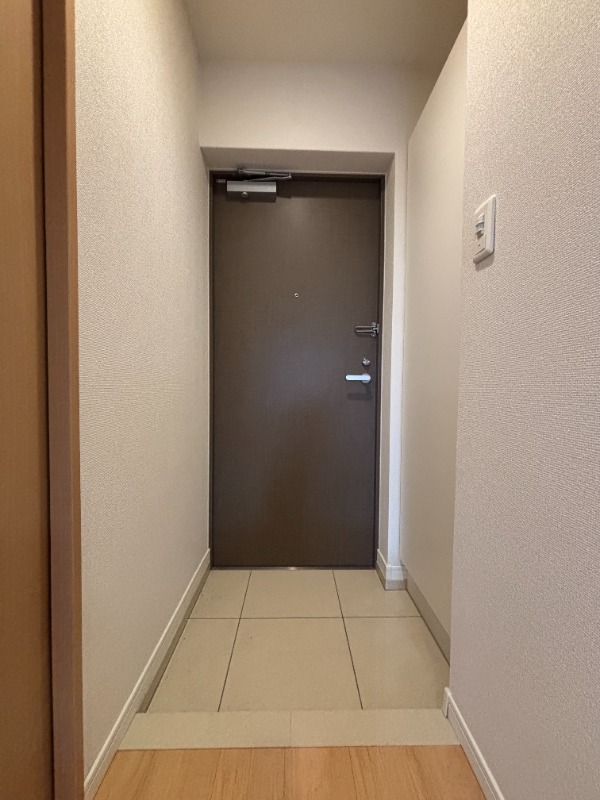 玄関　別号室