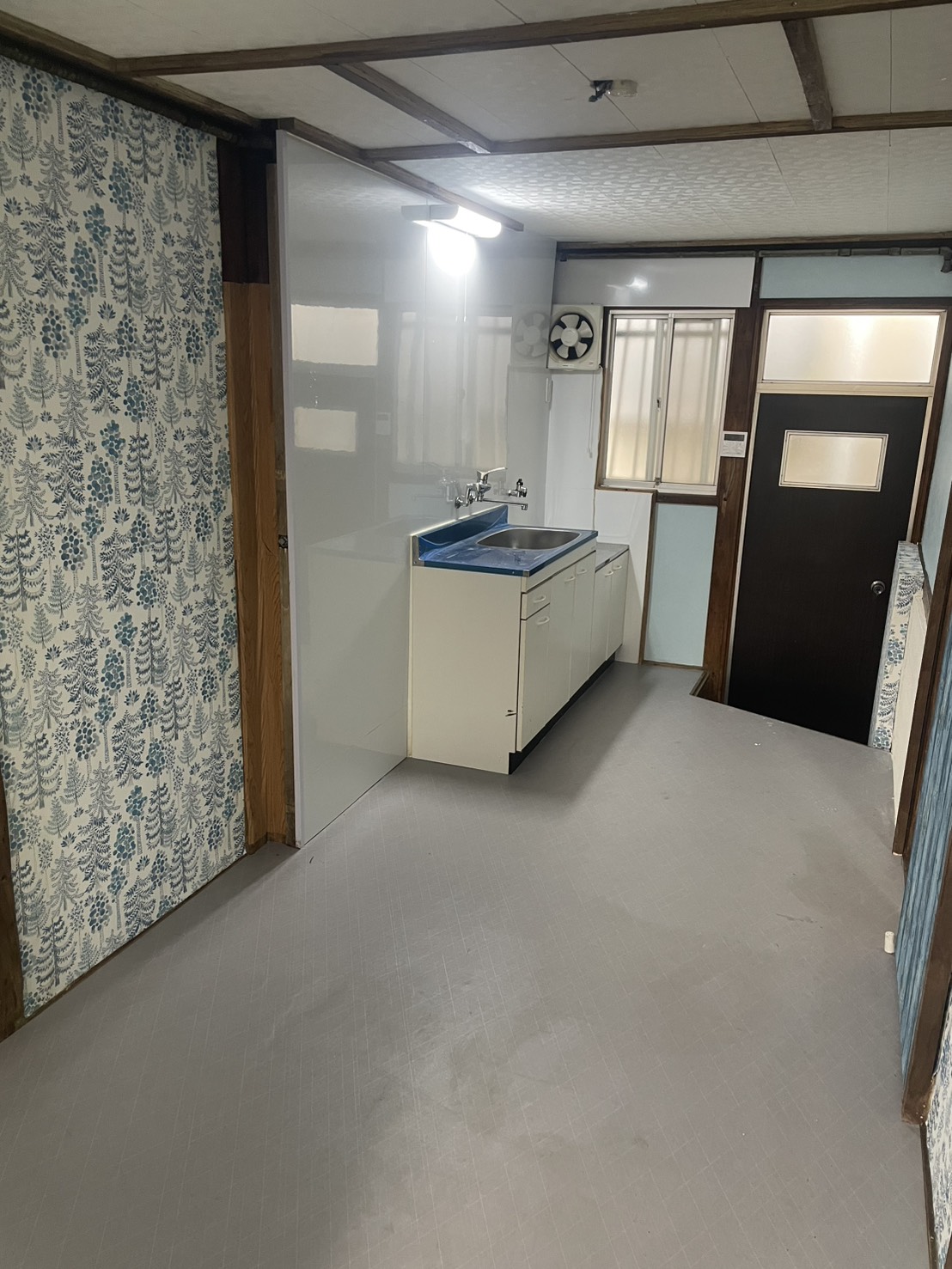 植松町5丁目平屋の居間写真