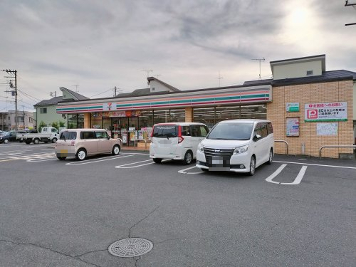 コンビニ　セブン-イレブン 入間下藤沢東店（コンビニ）まで214m