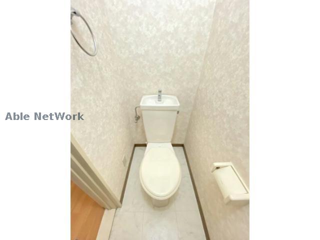 トイレ　※同物件別部屋の写真です。