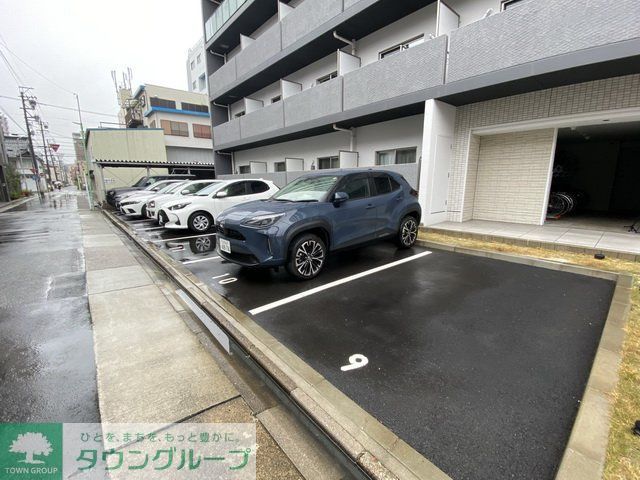 駐車場　駐車場