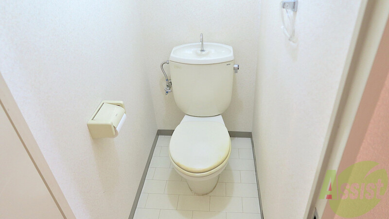 トイレ　トイレです。トイレです。トイレです。３回言いました。