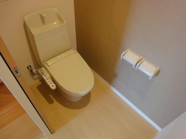 トイレ　参考写真