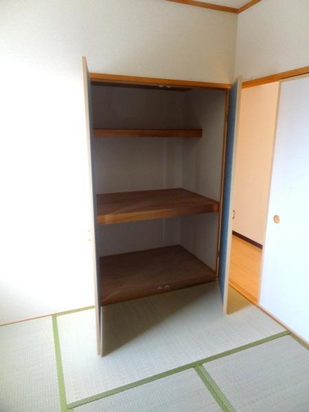 収納　★収納付きの和室★