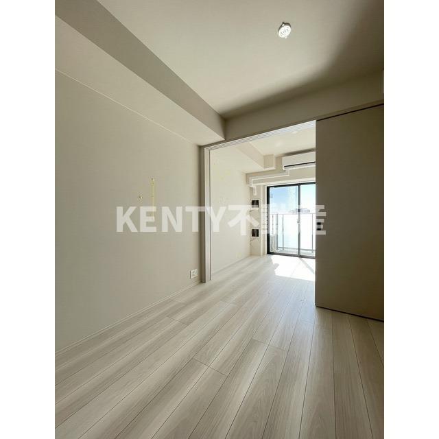 その他部屋・スペース　落ち着いて過ごせるお部屋なので、寝室にいかがでしょうか