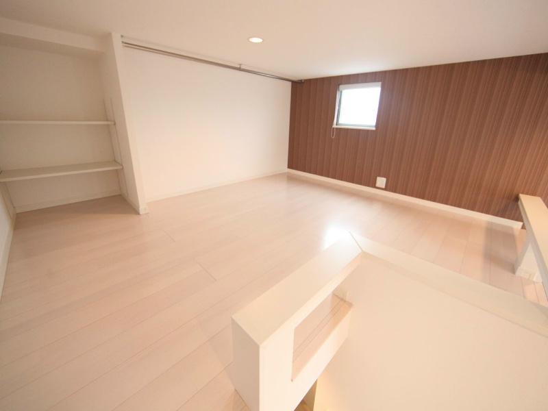 その他　上階ロフト6.5帖（収納としてもお部屋としても使えます）