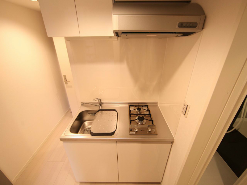 キッチン　システムキッチン（ガス2口）冷蔵庫・レンジ等ご用意できます