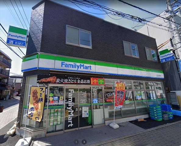 コンビニ　ファミリーマート（コンビニ）まで1160m