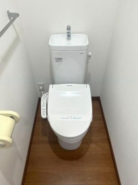 トイレ　別部屋同仕様タイプ