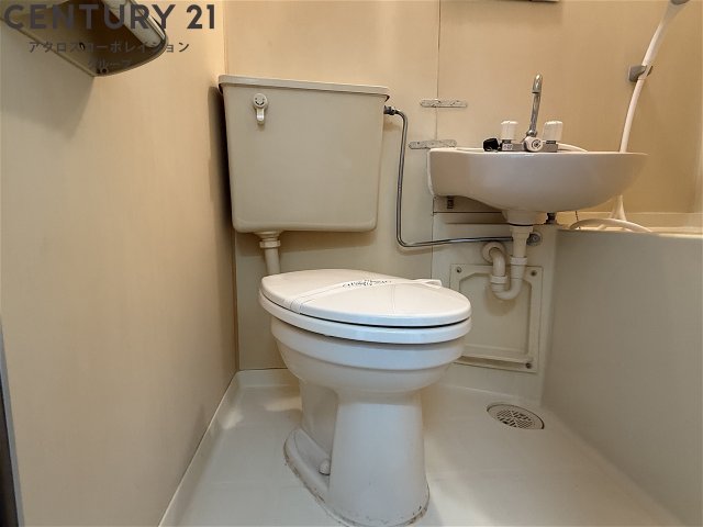 トイレ　浴室内にトイレがあります☆