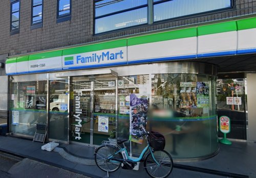 コンビニ　ファミリーマート 渋谷笹塚一丁目店（コンビニ）まで408m