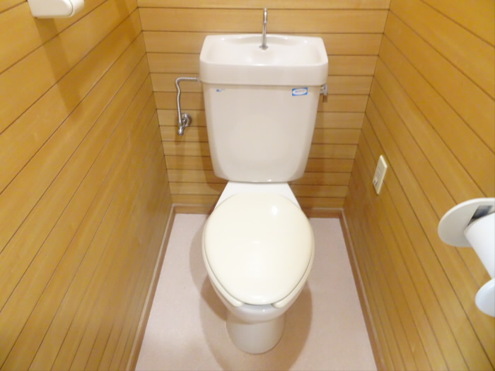 トイレ　落ち着いたトイレです