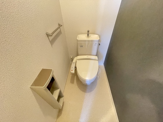 トイレ　※別部屋の写真です