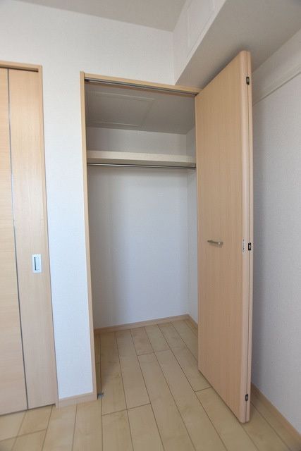 収納　ウエストサイド中山道　板橋区板橋1