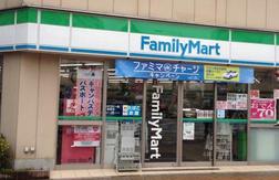 コンビニ　ファミリーマート いすゞ本社前店（コンビニ）まで741m