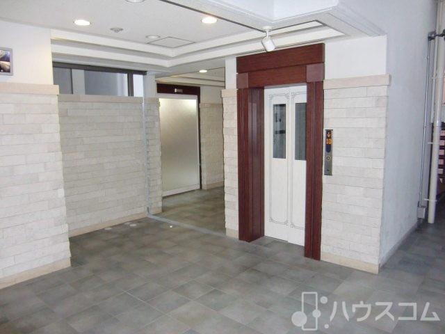 エントランス　管理行き届いています。