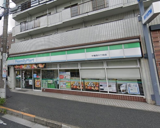 コンビニ　ファミリーマート中葛西六丁目店（コンビニ）まで161m