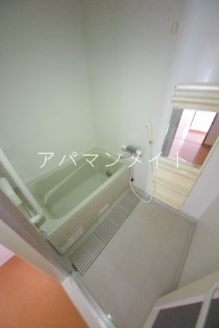 バス・シャワールーム　追い焚き付きです！