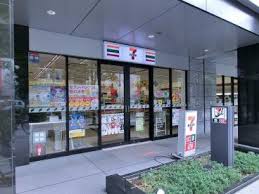 コンビニ　セブンイレブン 台東東上野4丁目店（コンビニ）まで262m