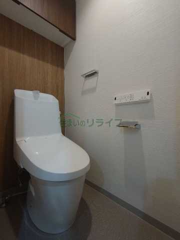 コンフォリア・リヴ文京千駄木のトイレ写真